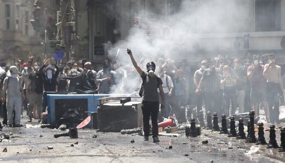 Протестите в Турция. Снимка: EPA/БГНЕС