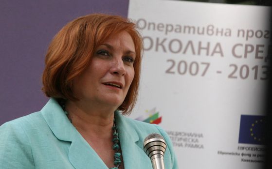 Министърът на околната среда Искра Михайлова