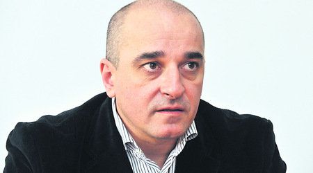 Николай Стойнев, председател на стопанската комисия в СОС.