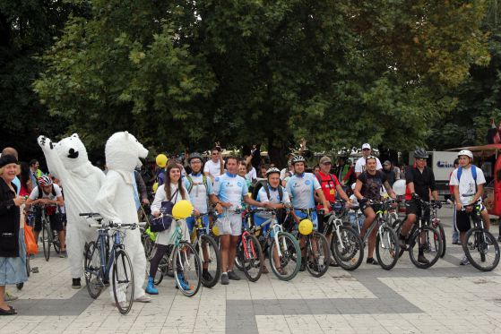 Грийнпийс България организа велошествие Спаси Арктика  Снимка: Сергей Антонов