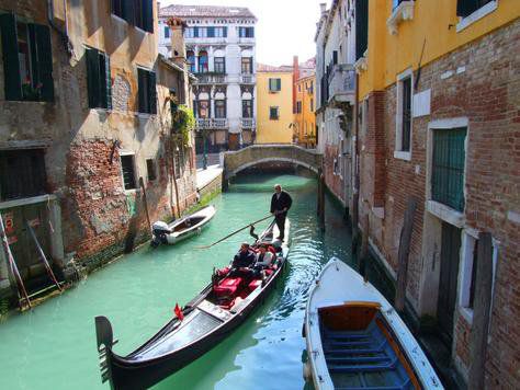 Гондолите във Венеция ще получат GPS