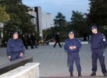 100 полицаи опазиха Орешарски от 30 демонстранти пред bTV
