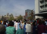 Протестите на лекари и медицински сестри продължават