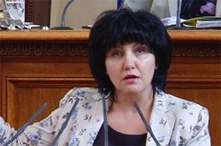 Цвета Караянчева, дсепутат от ГЕРБ.