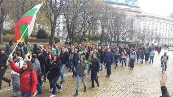 Студенти подкрепиха протеста - 13.11.2013. Снимка: OFFNews