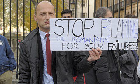 Протест срещу кампанията, водена във Великобритания срещу българите и румънците. Снимка: Guardian