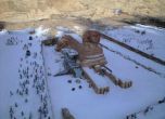 Сфинксът и пирамидите покрити със сняг за пръв път от 112 г. (снимки)