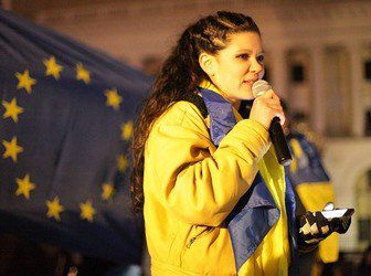 Певицата Руслана на протестите в Киев, Снимка: УНН