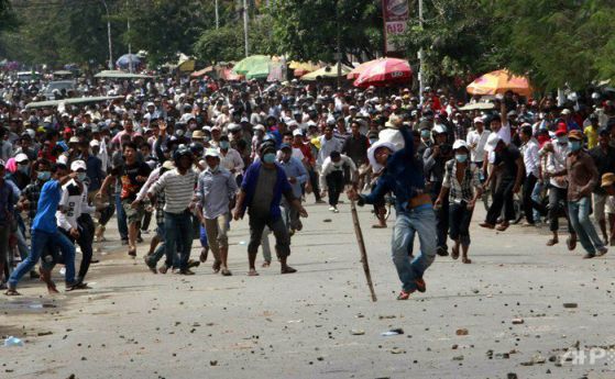 Смазаният протест на текстилните работници в Пномпен