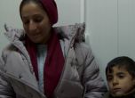 Британски журналист разказва историите на две бежански семейства в България (видео)