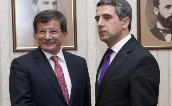 Росен Плевнелиев и министърът на външните работи на Република Турция Ахмет Давутоглу на среща в София от 27.02.2014 г.