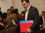 Червен депутат готов на по-ниски заплати в името на рейтинга