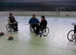 Проведе се турнир по кърлинг с игри за хора с увреждания (видео)