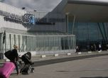 Самолет каца аварийно на летище София