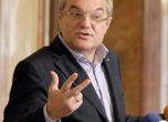 Румен Петков пита Орешарски колко струват изнесените заседания на МС