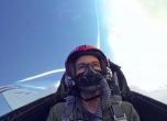 Да летиш с изтребителя F-16 за първи път (видео) 