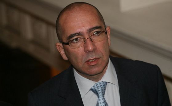 Д-р Стефан Константинов