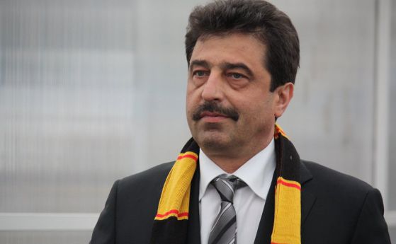 Цветан Василев към феновете: Не е далече времето, когато ще бъда полезен на "Ботев"