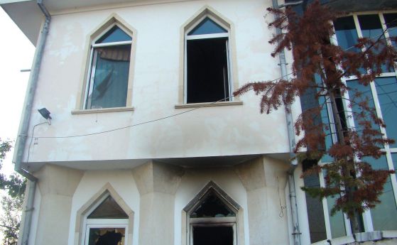 Една от опожарените къщи на фамилия Рашкови в Катуница