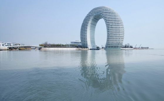 Сграда за минерални бани в Китай.