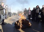 Фермери на протест, тютюнопроизводителите ги последваха с пътна блокада