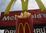 "Макдоналдс" няма да продава пиле с антибиотици, но само в САЩ