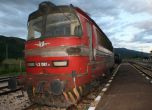 Влак блъсна жена край Драгичево