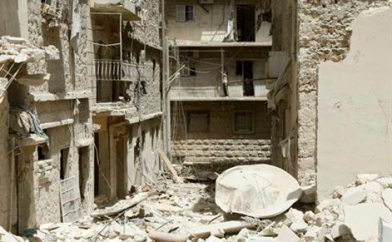Пет деца загинаха при въздушен удар в сирийския град Алепо