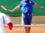 Бойко бие и на тенис в турнир за известни личности (снимки)