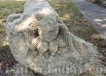 Археолози откриха каменен релеф на орел край Свищов