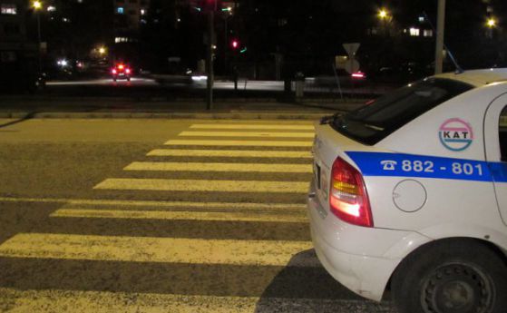 Проверяват полицаи - пуснали шофьор, който уби пешеходец в Пловдив