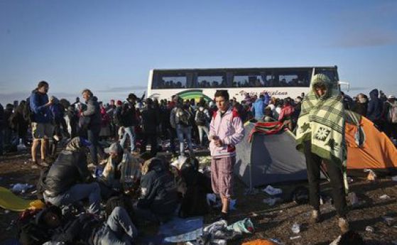 ЕК отпуска девет милиона евро на Унгария и Австрия за справяне с бежанския поток