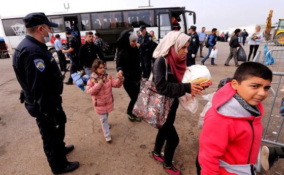 Австрия върнала повече от 5000 имигранти на България и Румъния