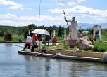 Деца с увреждания на състезание по спортен риболов на Панчаревското езеро