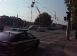 Скъсаха се тролейбусни жици в Пловдив, полицията отцепи възлов булевард