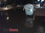 Част от столичен булевард се наводни при дъждовете след ремонт (снимки)