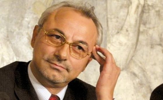 Доган даде жълт картон на Местан още миналата Коледа