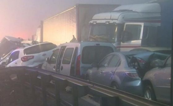 Верижна катастрофа със 70 автомобила в Словения взе жертви
