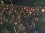 Третата нощ на протест в Раднево премина мирно