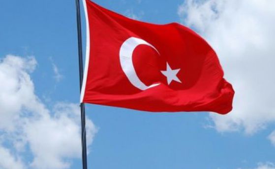Турция пуска 38 хил. затворници