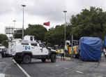 Кола бомба уби трима в Турция, ранените са десетки