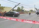 Автомобил се заби в стълб в София