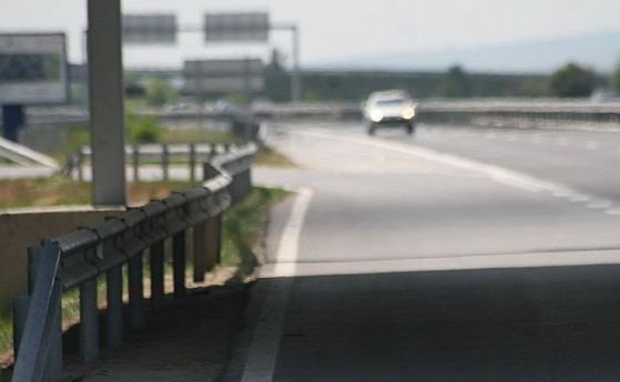 Колона от автомобили се образува по магистрала „Хемус“