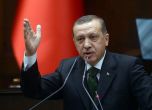 Ердоган обвини САЩ в доставка на оръжие за кюрдски в бойци в Сирия
