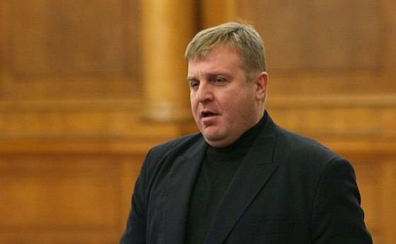 Каракачанов: Кой е виновен? Болните амбиции на Кристалина, да подаде оставка