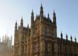 Разследват изнасилване в сградата на британския парламент