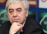 Юмруци в лицето и корема на председателя на Българския хелзинкски комитет