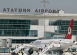 Стрелба и двама арестувани на летище "Ататюрк" в Истанбул