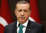 Ердоган пак ни плаши с 3 млн. бежанци, Европа му плащала малко
