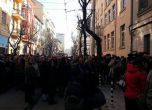 Стотици съдии на протест пред ВСС, подкрепящи ги скандират: Цацаров, долу! (видео)